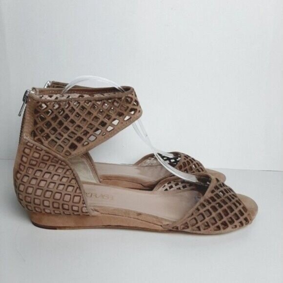 SUPERTRASH Sandals Flats Tan Suede Perforated Sz US 9 - 9.5 / Eur 41 - Picture 3 of 10